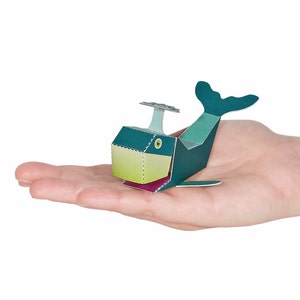Carte postale artisanale en papier BALEINE — À ASSEMBLER