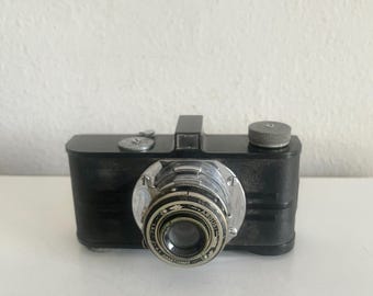 Vintage 1930s Argus I.R.C. Anastigmat 4.5 Camera