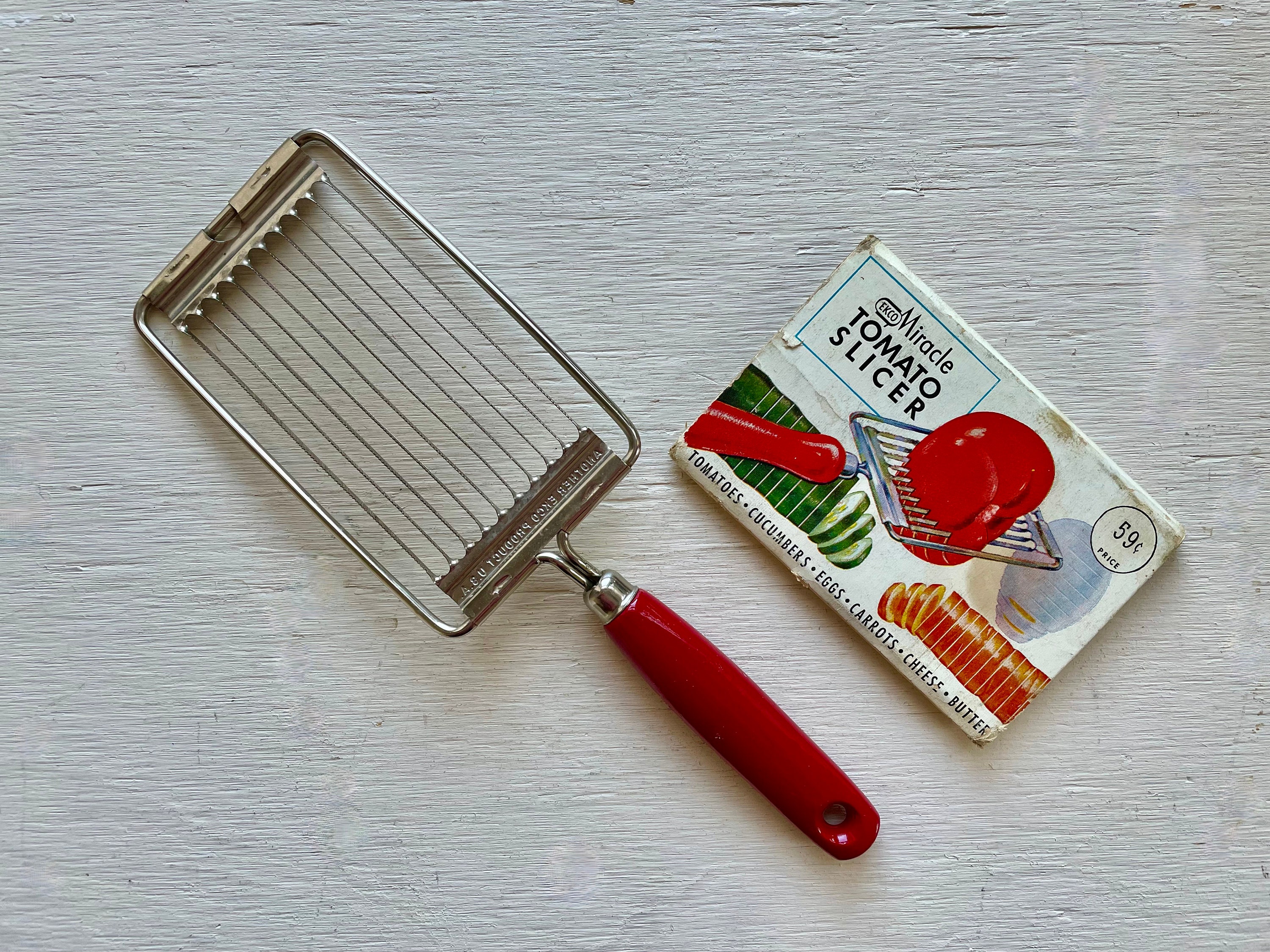 APPROX 11" LONG HOLE TO HANG Details about   VINTAGE EKCO  RED WOODEN HANDLED  TOMATO SLICER 