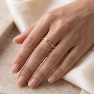 Custom Double Initial Wrap Ring, Minimalist Personalized Jewelry bild 5