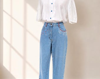 Pantalones vaqueros vintage para mujer, bordados a mano, de mezclilla clara, cintura alta, botones en los tobillos, pieza boho única reciclada, corazón.