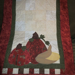 Quilt Fall Tablerunner image 1