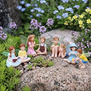 Nyckfulla älvträdgårdsfigurer, hartspojke- och flickälvstatyer, miniatyrträdgårdsdekor, present till trädgårdsälskare