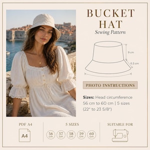 Può includere: Una donna indossa un cappello a secchio beige e un vestito bianco. L'immagine include un diagramma del modello di cucito con misure in centimetri. Il modello è per un cappello a secchio, con taglie da 56 cm a 60 cm.