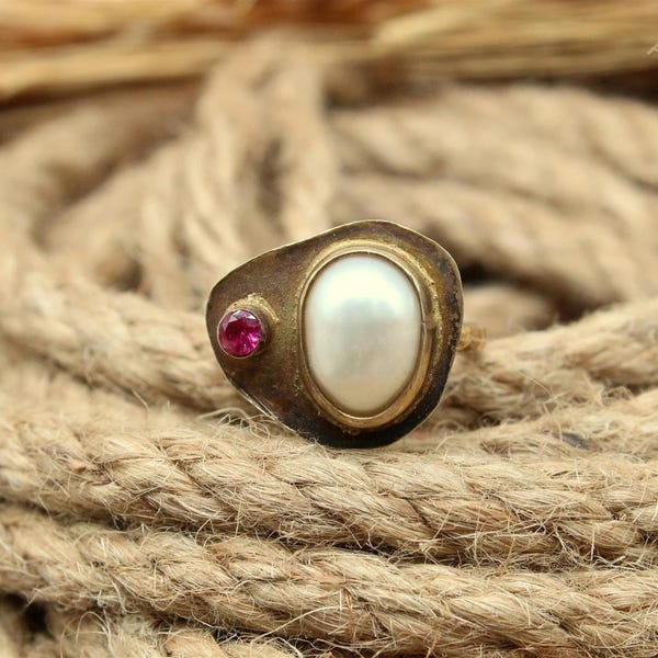 Pearl Ring Sterling Silver Handmade Ring Antique Vintage Pearl Ring Minimalist Gemstone Ring Elegant Bridal Jewelry Gift for Her