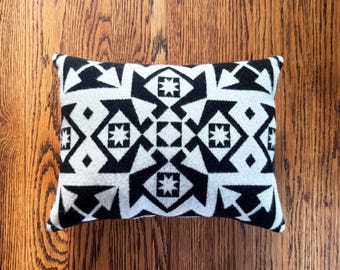 Black and White Tribal Pillow: Cabin Decor, Southwestern Style, Pendleton Wool Blanket Fabric
