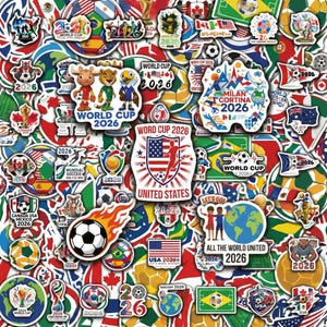 Puede incluir: Una colección de pegatinas coloridas con temas de fútbol, banderas y el texto "World Cup 2026". Las pegatinas muestran diversas banderas nacionales, junto con las palabras "United States" y "Milan Cortina 2026."