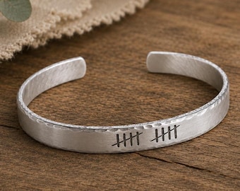 Tenth Anniversary Goals Year Lightweight Aluminum Bracelet for Wife, 10 Years Gift