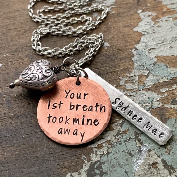 jewelry for new mom from husband