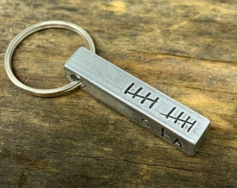 Tally Marks 10 Year Anniversary Keychain, Goals Year Wedding Anniversary Gift for Him