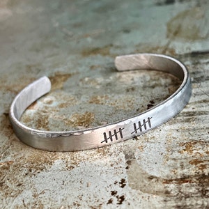 Tenth Anniversary Goals Year Lightweight Aluminum Bracelet for Wife, 10 Years Gift
