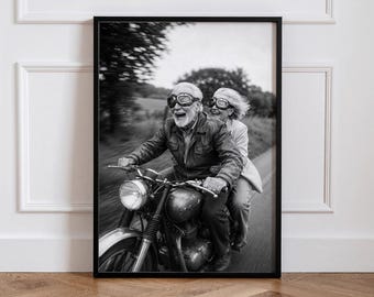 Pareja feliz (descarga digital), fotografía retro de viaje por carretera, ilustración cinematográfica de motocicleta, impresión nostálgica en blanco y negro.