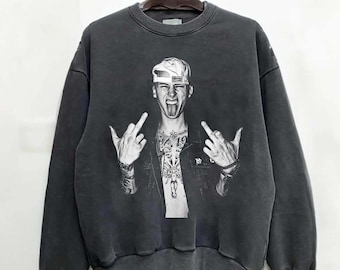 Camiseta MGK Lost Americana Tour 2025, Camiseta de rapero vintage de los 90, Machine Gun Kelly haciendo el gesto del dedo medio, Camiseta retro MGK de los 90, Sudadera de papel