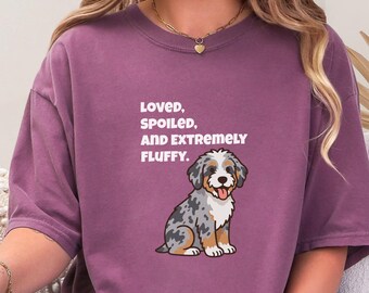Camiseta Comfort Colors Aussiedoodle Mom, Camiseta Loved, Spoiled, and Extremely Fluffy, Sudadera mezcla de pastor australiano y caniche, Camiseta Doodle Dad