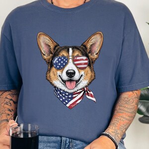Comfort Colors Patriotic Pembroke Welsh Corgi Mom T-Shirt, Independence Day American Dog Lover Tee, USA 250th Anniversary Corgi Dad Graphic image 1