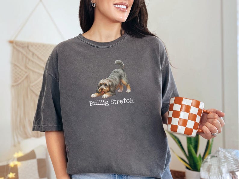 Comfort Colors Cavapoo Mom Shirt, Biiiiig Stretch Dog Lover Tee, Cavoodle Puppy Gift, Pet Owner Birthday Present, Cavapoo Owner Gift image 4