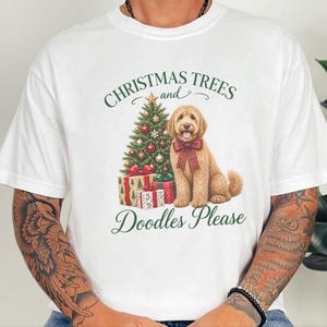 Kerstshirt voor honden, kerstcadeau voor Labradoodles, kerstbomen en doodles, trui voor hondenmoeders, T-shirt voor Labradoodle-liefhebbers, feestelijke top voor huisdiereigenaren afbeelding 3