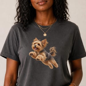 Koszulka dla psa Yorkie, prezent dla mamy Yorkie, koszulka Yorkshire Terrier, koszulka Flying Yorkie, prezent dla psa Agility, prezent dla właściciela małego psa zdjęcie 8