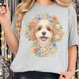 Cavapoo Mom Shirt, Cavapoo Floral Face Tee, Cute Dog Art, Dog Lover Gift for Owners, Poodle Cross Puppy, Floral Dog Design, Cavapoo Dad Gift imagen 1