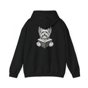 Maglietta con Yorkshire Terrier che legge, regalo per amanti dei libri e dei cani, maglietta con Yorkshire Terrier, regalo per appassionati di libri, maglietta per amanti della biblioteca, maglietta per appassionati di lettura immagine 11