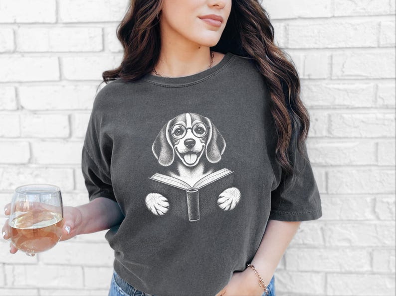 T-shirt Beagle, Cadeau pour amoureux des Beagles, T-shirt pour passionnés de lecture, T-shirt pour lecteurs et bibliophiles, T-shirt avec un chien qui lit, T-shirt bibliothèque, T-shirt livres image 4