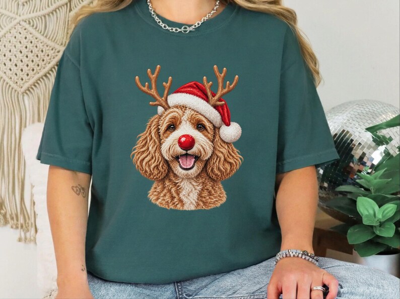 Bluza świąteczna Cavapoo, prezent dla mamy Cavapoo, świąteczna koszulka dla psa, świąteczne ubrania dla zwierząt, prezent dla właściciela Cavapoo, świąteczna koszulka dla psa zdjęcie 6
