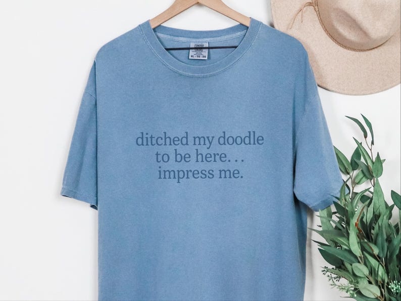 Camiseta para mamás de perros Doodle, regalo para dueños de perros Doodle, camiseta divertida para amantes de los perros, camiseta sarcástica para padres de mascotas. imagen 6