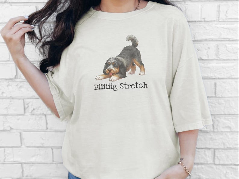 Comfort Colors Bernedoodle T-Shirt mit großem Stretchanteil, lustiges Geschenk für Bernedoodle-Besitzer und Hundebesitzer, Geschenkidee für Bernedoodle-Liebhaber und -Mama Bild 1