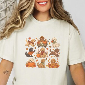 Camiseta para mamás de Goldendoodle, regalo para amantes de los perros de Goldendoodle, camiseta de otoño para amantes de los perros, sudadera con capucha estilo huerto de calabazas, camiseta de otoño para perros, sudadera para mamás de Goldendoodle imagen 8