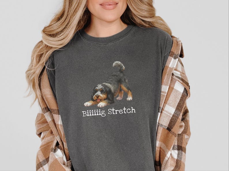 Comfort Colors Bernedoodle T-Shirt mit großem Stretchanteil, lustiges Geschenk für Bernedoodle-Besitzer und Hundebesitzer, Geschenkidee für Bernedoodle-Liebhaber und -Mama Bild 10