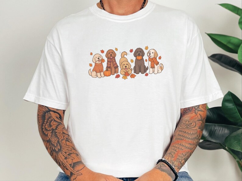 Camiseta Goldendoodle de otoño, regalo para mamás Goldendoodle, camiseta de hojas de otoño, suéter para amantes de los perros con estampado de calabazas, prenda acogedora para la temporada. imagen 3