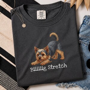 T-shirt Comfort Colors Funny Yorkie, T-shirt extensible grande taille, T-shirt pour maman de Yorkshire Terrier, T-shirt pour amoureux des Yorkies, Vêtements mignons pour parents de chiens image 4