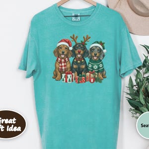 Christmas Dachshund Sweatshirt, Holiday Wiener Dog Shirt, Doxie Mom Gift, Festive Puppy Crewneck, Christmas Dog Lover Gift afbeelding 10
