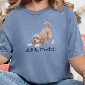 Camiseta divertida de Cockapoo de Comfort Colors, camiseta elástica extragrande, estampado artístico de perro Doodle juguetón, regalo para amantes de los Doodle marrones, regalo para mamás y papás de Cockapoo imagen 5