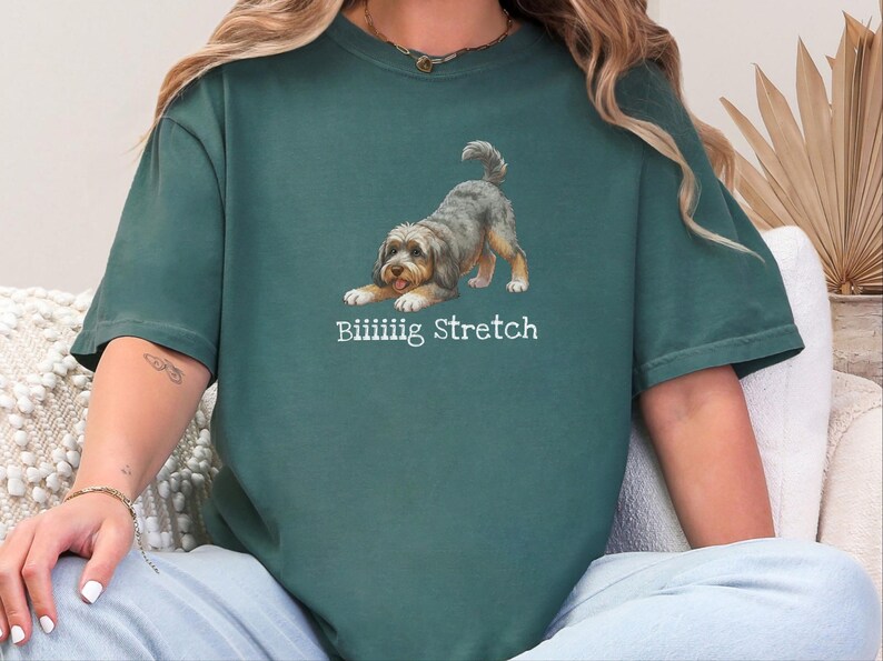 Comfort Colors Cavapoo Mom Shirt, Biiiiig Stretch Dog Lover Tee, Cavoodle Puppy Gift, Pet Owner Birthday Present, Cavapoo Owner Gift image 5