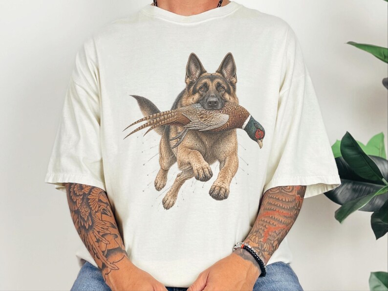 T-shirt met Duitse Herder, cadeau voor fazantenjacht, T-shirt met natuurafbeeldingen, T-shirt voor hondenliefhebbers, cadeau-idee voor jagers, cadeau voor een Duitse Herder afbeelding 7