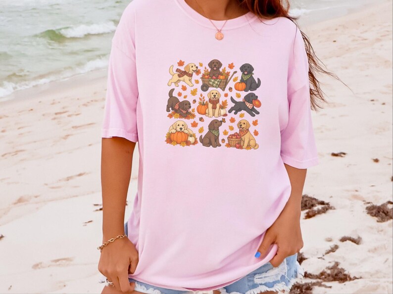 Camiseta de Labrador de otoño, regalo para amantes de los perros de otoño, linda camiseta para mamás de Labrador, suéter de cachorro para Acción de Gracias, ropa acogedora para dueños de mascotas de cosecha. imagen 2