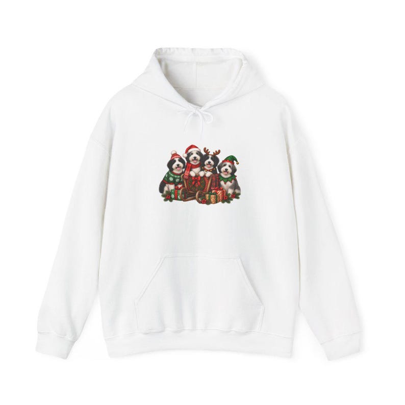Sheepadoodle Christmas Shirt, Holiday Dog Lover Gift, Festive Puppy Shirt, Sheepadoodle Mom Tee, Cute Xmas Dog Apparel Bild 12