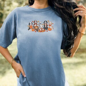 Camiseta de otoño para Sheepadoodle, Camiseta de otoño para perros, Regalo para amantes de los perros, Camiseta de otoño para mamás de perros, Mamá de Sheepadoodle, Camiseta acogedora de otoño imagen 3