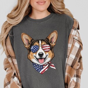 Comfort Colors Patriotic Pembroke Welsh Corgi Mom T-Shirt, Independence Day American Dog Lover Tee, USA 250th Anniversary Corgi Dad Graphic image 2