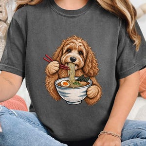 Camiseta de ramen para cockapoo, regalo para amantes de los fideos, camiseta de ramen para amantes de los perros, regalo divertido para dueños de cockapoo, camiseta de comida asiática imagen 8