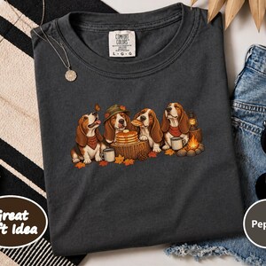 Basset Hound Shirt, Fall Camping Gift, Autumn Hound Dog Tee, Basset Hound Mom Sweatshirt, Camping Dog Lover Gift Bild 6