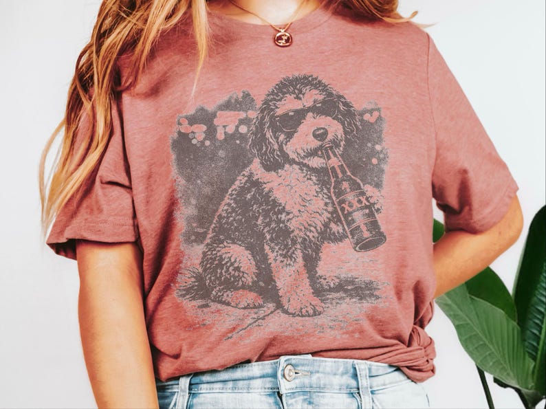 Bernedoodle Tee, Funny Bernedoodle Drinking Beer T-Shirt, Cartoon Dog, Dog Dad Gift, Beer Lover imagen 4