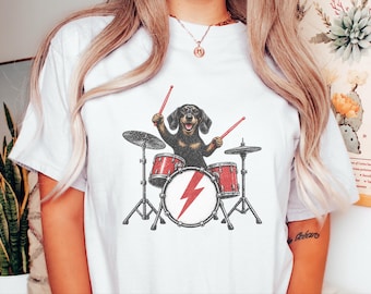 T-Shirt mit Dackel am Schlagzeug, Geschenkidee für Schlagzeuger, Rock-Hund-T-Shirt, Dackel-T-Shirt, Merchandise für Musikliebhaber