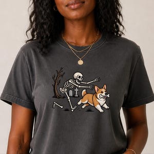 T-shirt met skelethond, Halloween Corgi-shirt, grappig Corgi-cadeau, griezelig T-shirt, Corgi-moedershirt, T-shirt met skelethond afbeelding 7
