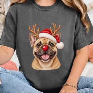 Maglietta natalizia con bulldog francese, regalo per la mamma di un cane per le feste, felpa festiva con bulldog francese, maglietta natalizia con cucciolo, per gli amanti del bulldog francese immagine 7