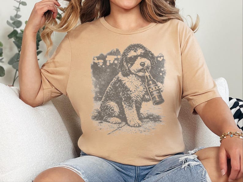 Bernedoodle Tee, Funny Bernedoodle Drinking Beer T-Shirt, Cartoon Dog, Dog Dad Gift, Beer Lover imagen 5