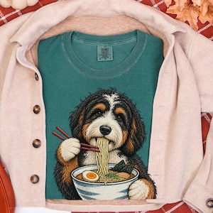 Bernedoodle Ramen T-shirt, cadeau voor ramenliefhebbers, cadeau voor Bernedoodle hondenmoeder, T-shirt met Japans eten, grappig T-shirt met hondenprint afbeelding 7