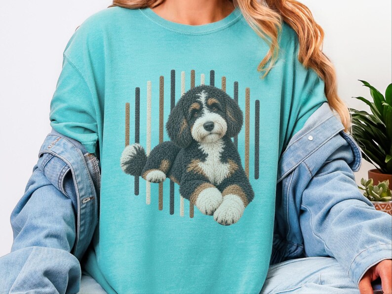 Bernedoodle shirt, cadeau voor Bernedoodle-moeder, driekleurige Bernedoodle, Doodle hondenshirt, cadeau voor Bernedoodle-eigenaar afbeelding 1