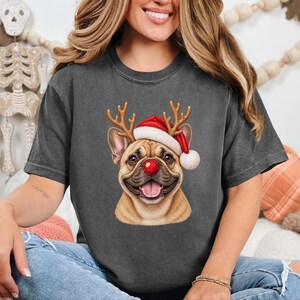 Maglietta natalizia con bulldog francese, regalo per la mamma di un cane per le feste, felpa festiva con bulldog francese, maglietta natalizia con cucciolo, per gli amanti del bulldog francese immagine 9